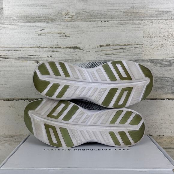 APL womens 11 Techloom Pro Sneaker black white running shoe athletic tennis shoe - Picture 6 of 8